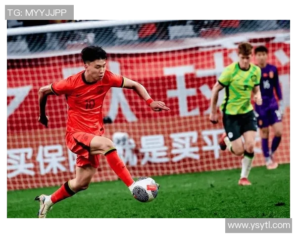 十几岁足球明星崭露头角引发全球关注他们的未来将如何发展