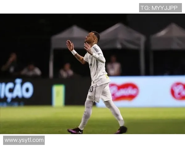 内马尔现效力于哪个足球俱乐部球队及其职业生涯回顾